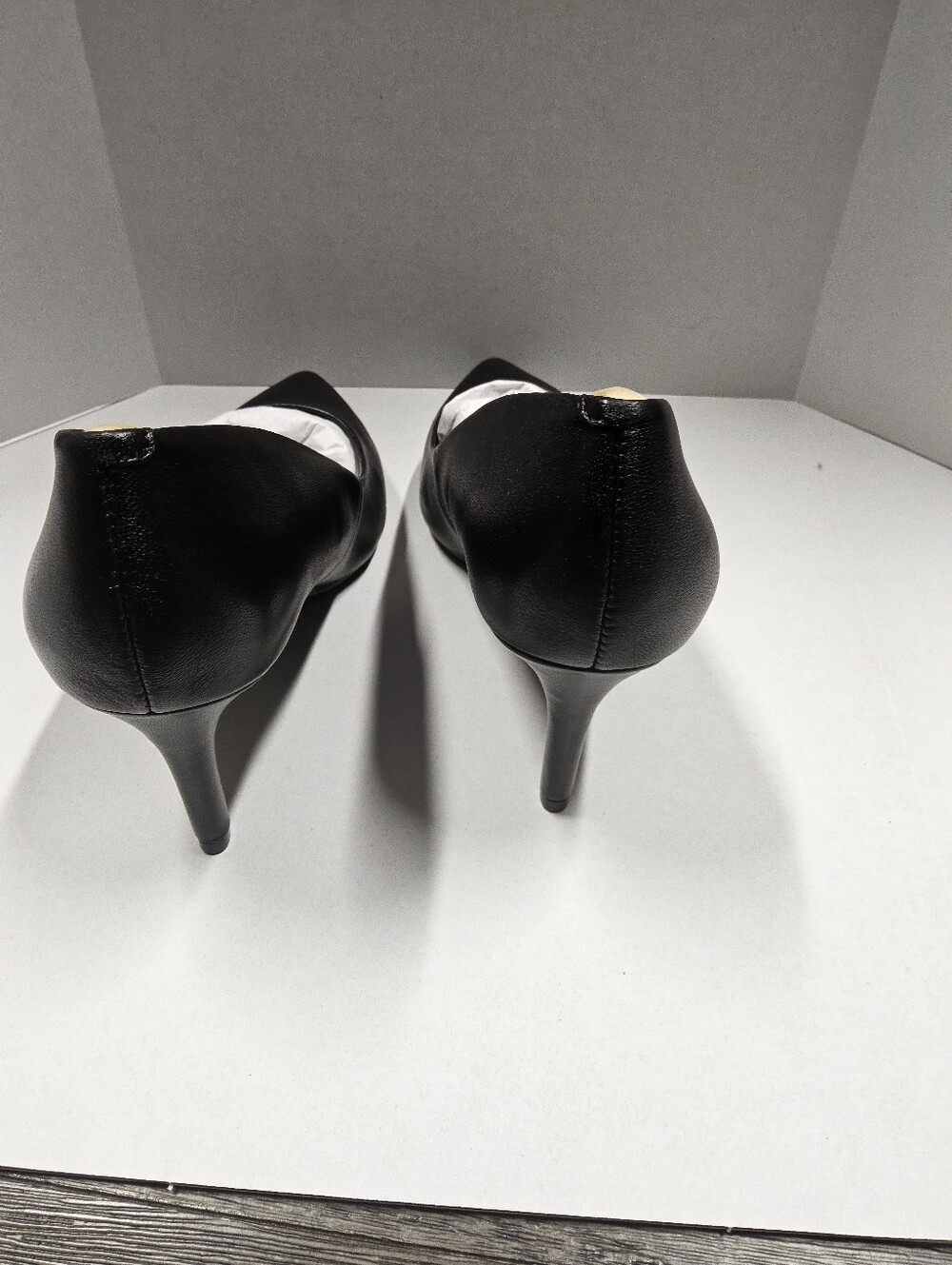 Customer Return Size 5M Alfani Black Leather Pointed-Toe Women’s Pumps - Picture 3 of 8